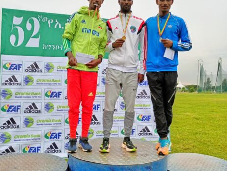 Tsedey Bank’s athlete wins silver medal in the 10,000 meter race