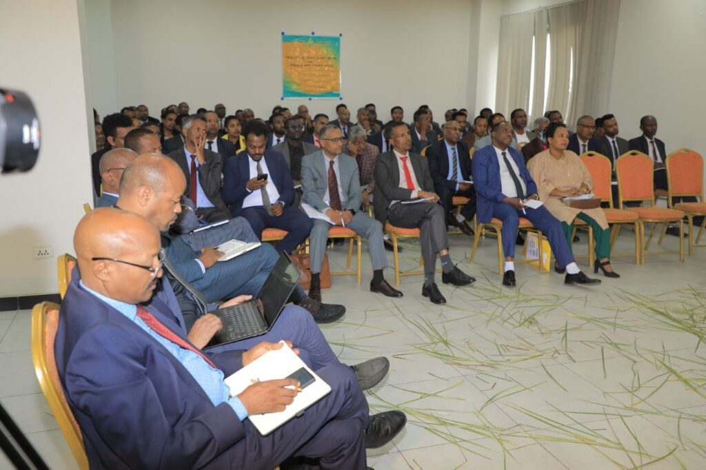ፀደይ ባንክ የ2023/24 አፈፃፀም እና 2024/25 እቅድ ላይ ውይይት